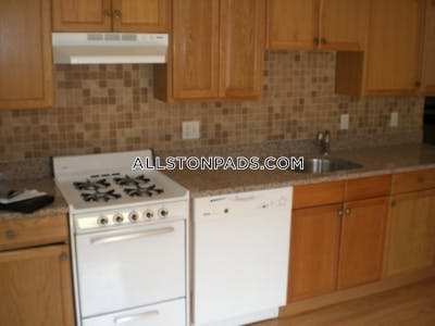 Allston 3 Bed, 2 Bath Unit Boston - $2,750 No Fee