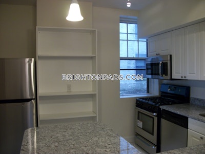 Brighton 3 Beds 1 Bath Boston - $4,350