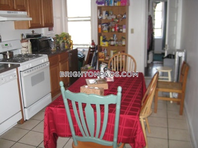 Brighton 4 Beds 2 Baths Boston - $3,900