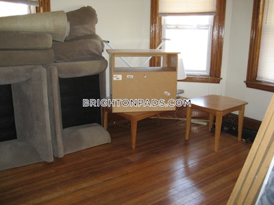 Brighton 4 Beds 2 Baths Boston - $3,700