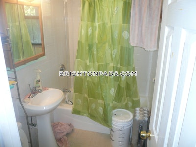 Brighton 4 Beds 2 Baths Boston - $3,600
