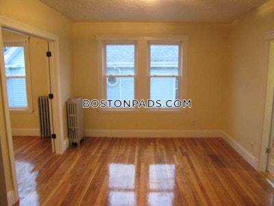 Hyde Park 3 Beds 1 Bath Boston - $3,300