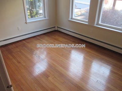 Brookline Apartment for rent 2 Bedrooms 1 Bath  Beaconsfield - $3,495 No Fee