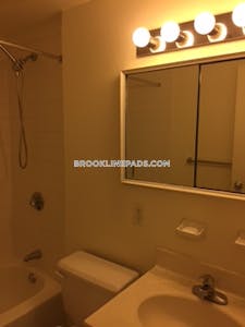 Brookline 3 Beds 1.5 Baths  Boston University - $5,300 50% Fee