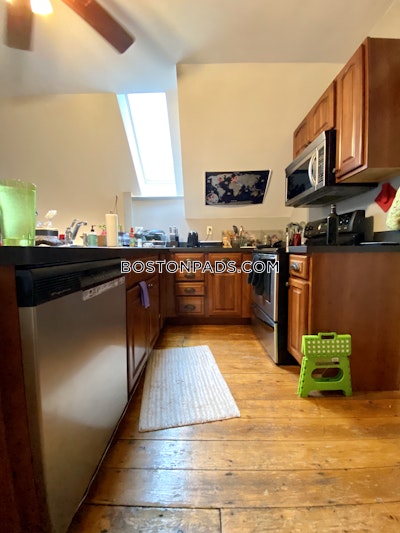 Mission Hill 3 Beds 1 Bath Mission Hill Boston - $5,280 50% Fee