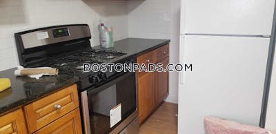 Medford 2.5 Beds 1 Bath  Tufts - $3,100