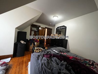 Allston 3 Beds 1 Bath Boston - $3,650 No Fee