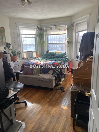 Allston 4 Bed 2 Bath BOSTON Boston - $4,200 No Fee