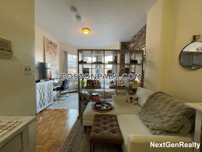 Beacon Hill Studio 1 Bath Boston - $2,150 50% Fee