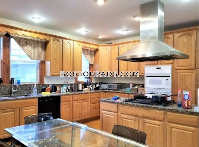 Brookline 5 Bed 3 Bath BROOKLINE- COOLIDGE CORNER $7,700  Coolidge Corner - $7,700 No Fee