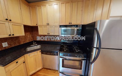 Brookline 4 Beds 2 Baths  Boston University - $6,500 No Fee