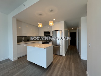 West End 1 Bed 1 Bath + Den Boston - $8,070