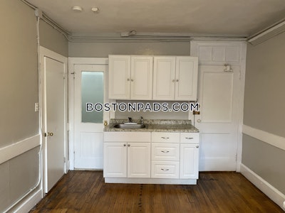 North End 2 Beds 1 Bath Boston - $2,800 No Fee