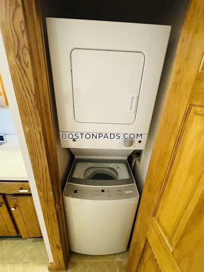 Somerville 6 Bed 2 Bath SOMERVILLE  Tufts - $6,750