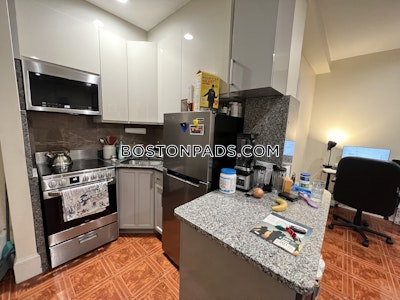 Brookline 1 Bed 1 Bath  Coolidge Corner - $2,700 No Fee