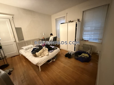 Fenway/kenmore 2 Bed 1 Bath BOSTON Boston - $3,000 No Fee