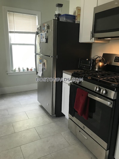 Somerville 4 Bed 1 Bath SOMERVILLE  Winter Hill - $3,875