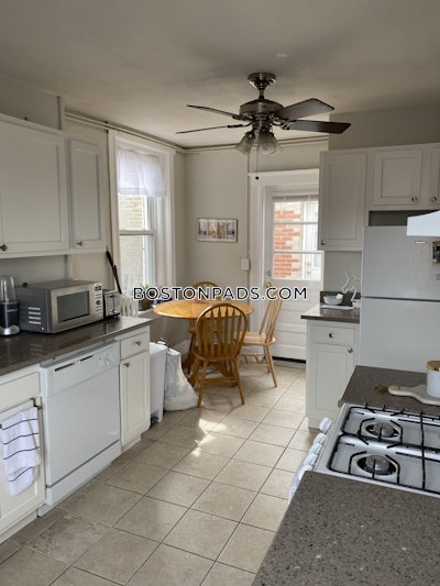 North End 2 Beds 1 Bath Boston - $4,440 No Fee