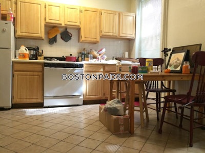 Cambridge 1 Bed 1 Bath  Harvard Square - $2,500