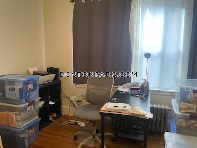 Malden Studio, 1 bath available now on Pleasant St in Malden - $1,725 No Fee