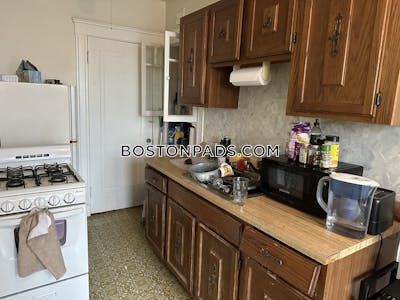 Medford 1 Bed 1 Bath  Medford Square - $1,850 No Fee