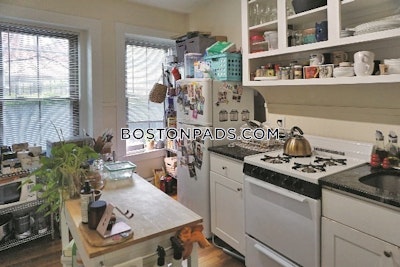 Cambridge 1 Bed 1 Bath CAMBRIDGE- EAST CAMBRIDGE $2,850  East Cambridge - $2,850