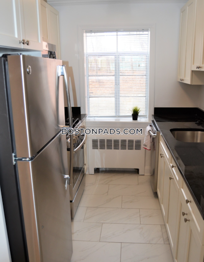 Brookline 2 Bed 1 Bath BROOKLINE- COOLIDGE CORNER $3,890  Coolidge Corner - $3,890 No Fee