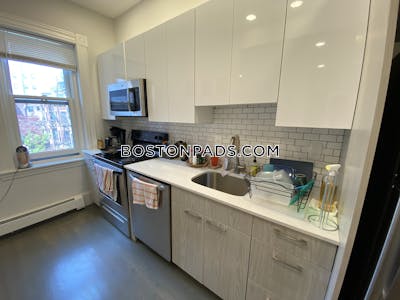Back Bay Studio 1 Bath Boston - $3,000