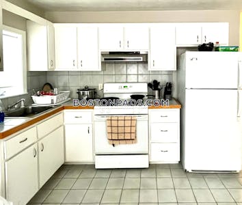 East Boston 1 Bed 1 Bath Boston - $2,700 No Fee