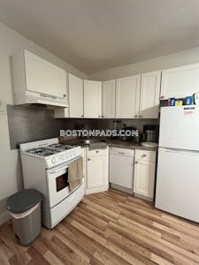 North End 2 Beds 1 Bath Boston - $3,590 No Fee