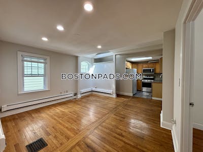 Somerville Bright and Cozy 2-Bedroom Somerville Apartment East Somerville - $3,000 50% Fee