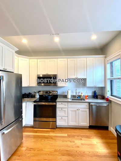 East Boston 3 Beds 2 Baths Boston - $4,500 No Fee