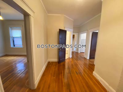 Malden 2 Bed 1 Bath MALDEN $2,100 - $2,350 No Fee