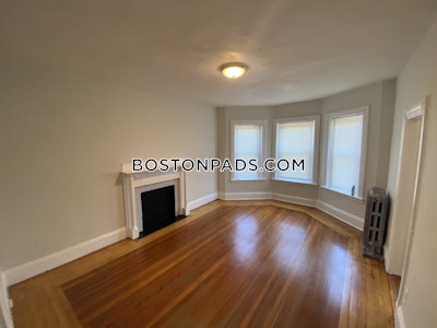 Roxbury 3 Bed 1 Bath BOSTON Boston - $3,200