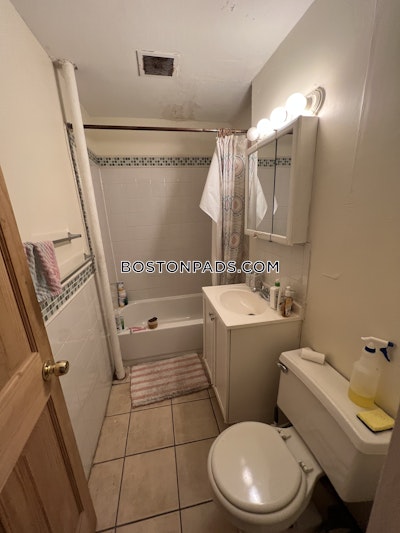 Allston 2 Bed, 1 Bath Unit Boston - $2,795 50% Fee