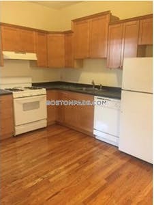 Somerville Lovely 2BD/1BA Somerville Apartment  East Somerville - $2,800