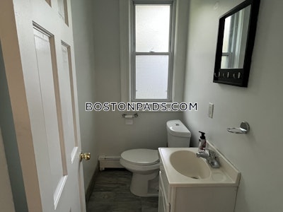 Newton 6 Bed 2.5 Bath NEWTON  Chestnut Hill - $8,000 No Fee