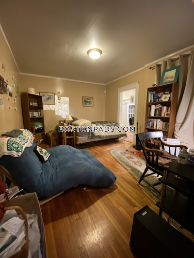Allston Studio 1 Bath Boston - $2,000 No Fee