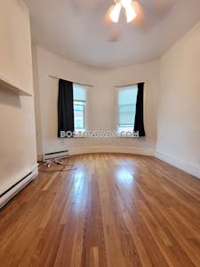 Jamaica Plain 3 Beds 1 Bath Boston - $3,590 50% Fee