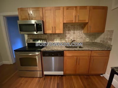Allston 3 Beds 1 Bath Boston - $3,400