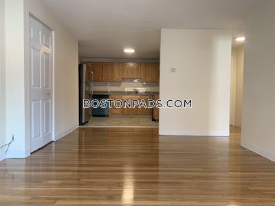 Brookline 2 Bed 1 Bath BROOKLINE- BOSTON UNIVERSITY $3,600 Boston University - $3,700