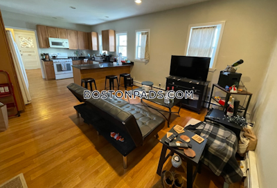 Somerville 4 Beds 1 Bath  Tufts - $5,100