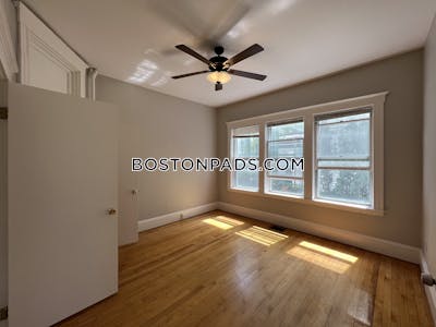 Cambridge 3 Bed 1 Bath CAMBRIDGE Central Square/cambridgeport - $3,900 No Fee