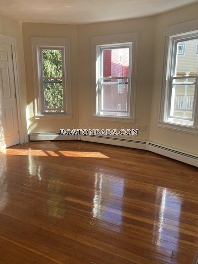 Dorchester 3 Beds 1 Bath Boston - $3,200