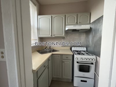 Lynn 1 Bed 1 Bath - $1,800 50% Fee