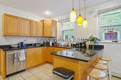 Mission Hill 4 Beds Mission Hill Boston - $6,600 No Fee