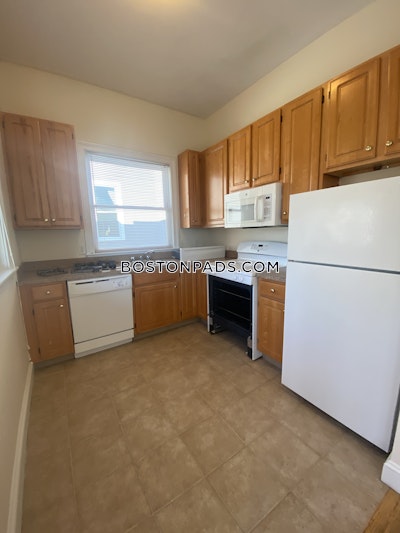 Allston 3 Beds 2 Baths Boston - $4,900 No Fee