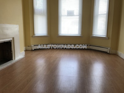 Allston 4 Beds 2 Baths Boston - $6,000