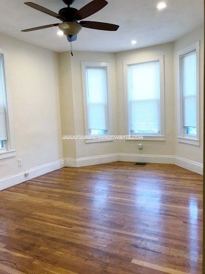 Jamaica Plain 3 Beds 1 Bath Boston - $2,999 No Fee