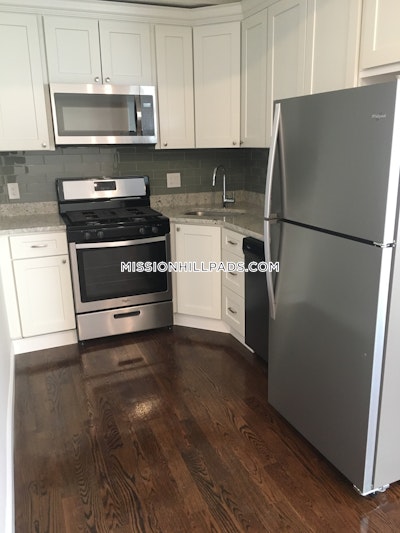 Roxbury Apartment for rent 4 Bedrooms 1 Bath Boston - $3,695
